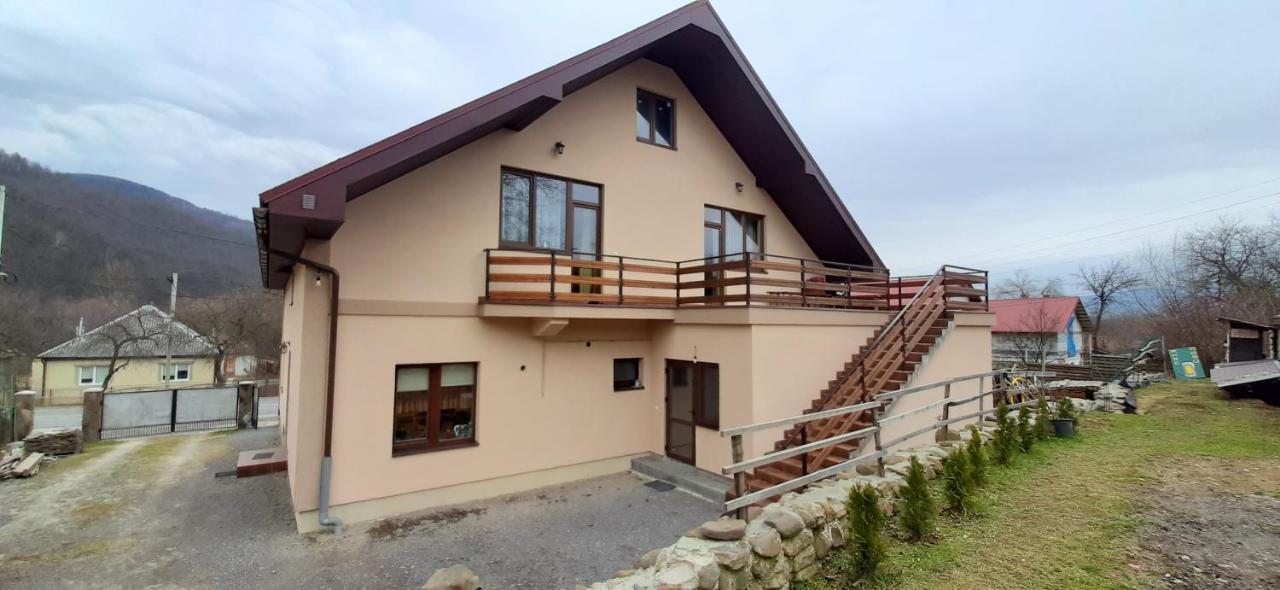 Садиба У Васі Svaljava Exteriér fotografie